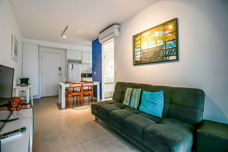 IQ55_Modern, well-located apartment near Av Paulista